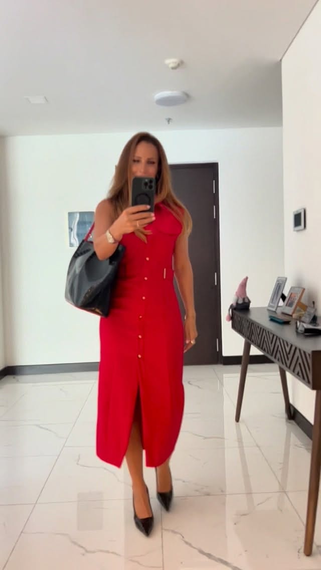 Post 4 by Nadeen Shahin | Fashion Stylist | Vietnam | Dubai | KSA & Beyond on Instagram (video)