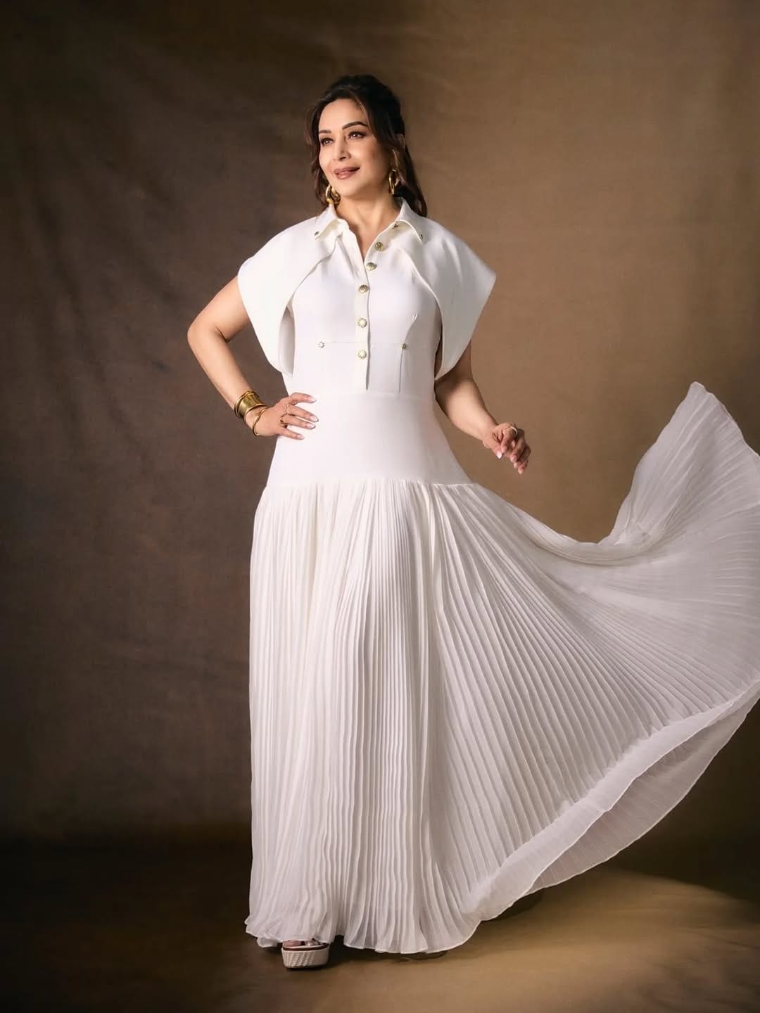 Post 5 by Filmfare Middle East on Instagram (carousel)