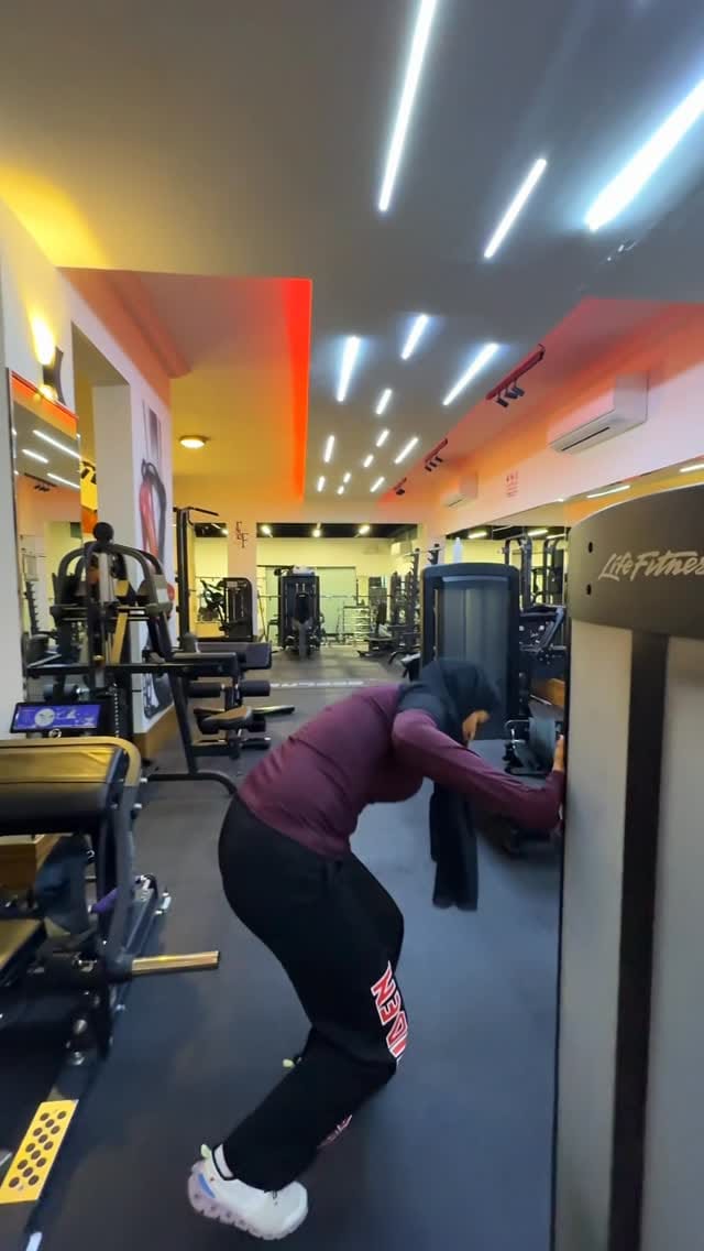 Post 2 by EMMY FITNESS | LADIES ONLY GYM IN AL AIN on Instagram (video)