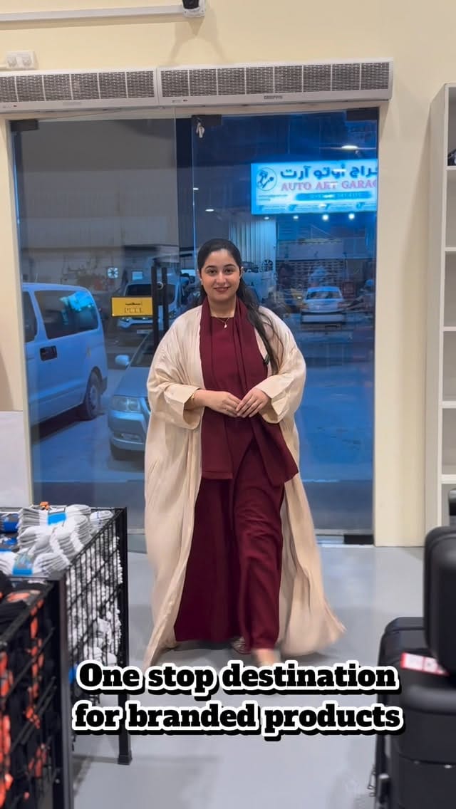 Post 10 by Aarzoo Faraz on Instagram (video)