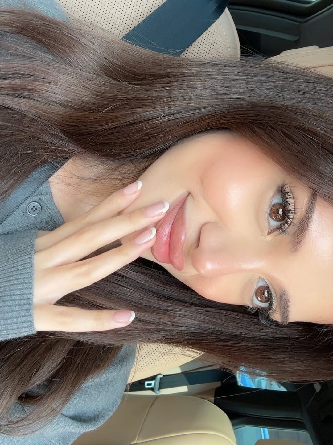 Post 8 by 🇯🇵Ginza Beauty Ladies Salon Dubai on Instagram (carousel)