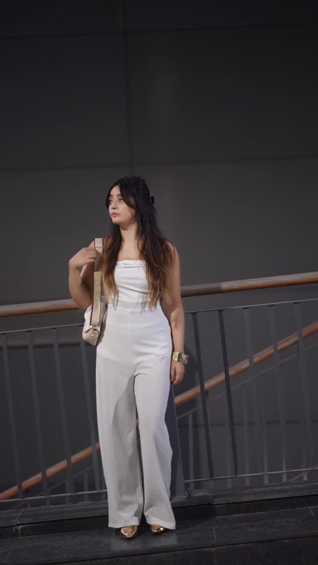 Post 10 by Mehak on Instagram (video)