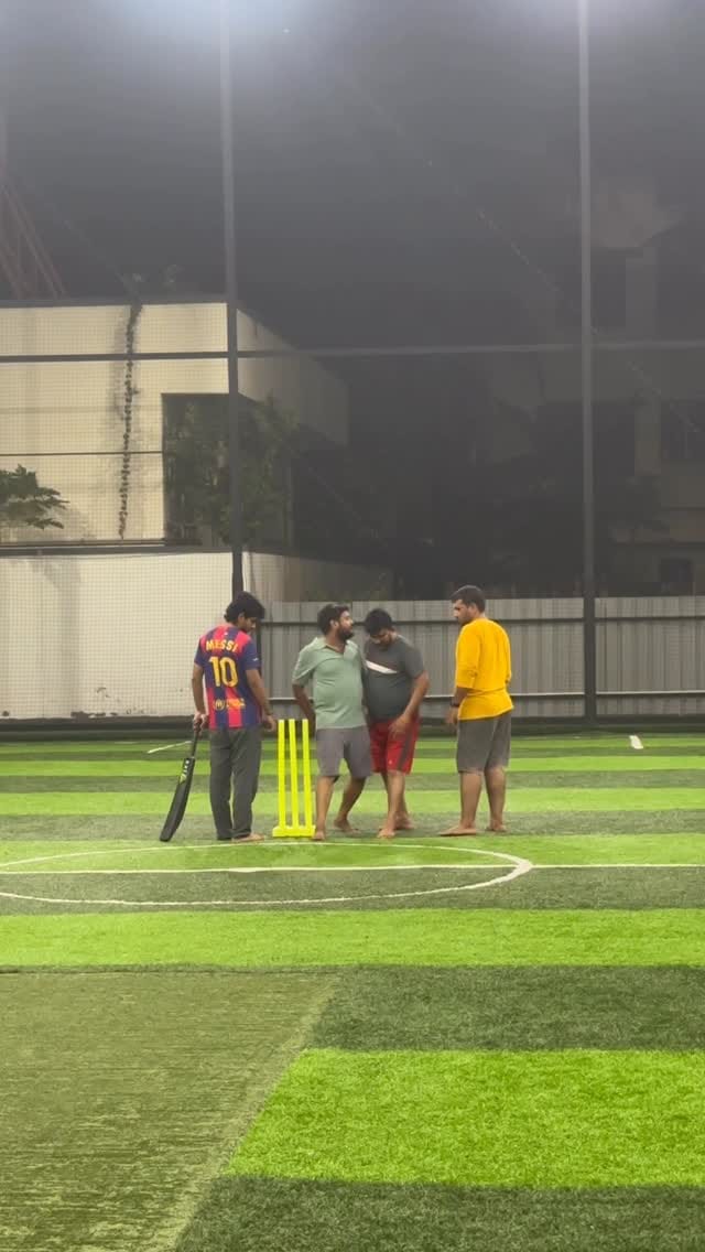 Post 1 by Abu Huzaifa  on Instagram (video)