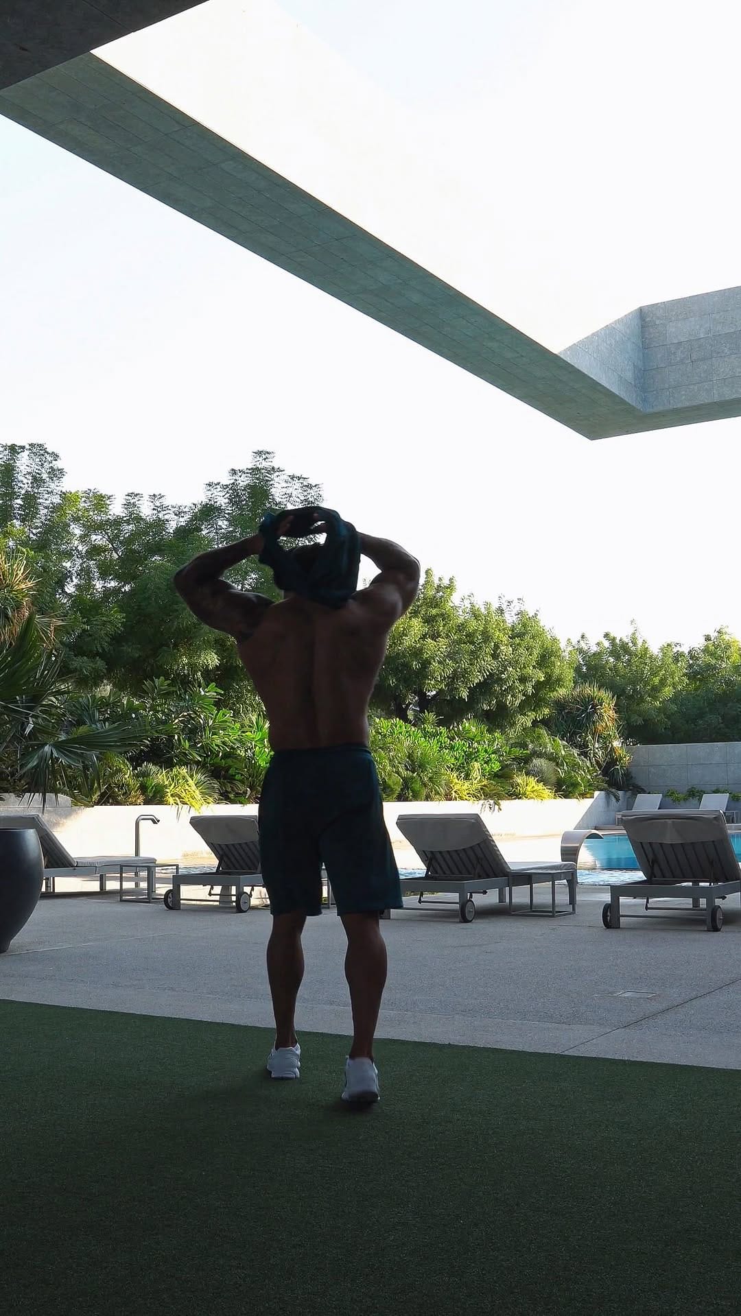 Post 4 by Jordy Jahmal  |  Road To Pro IFBB 🌐 on Instagram (video)