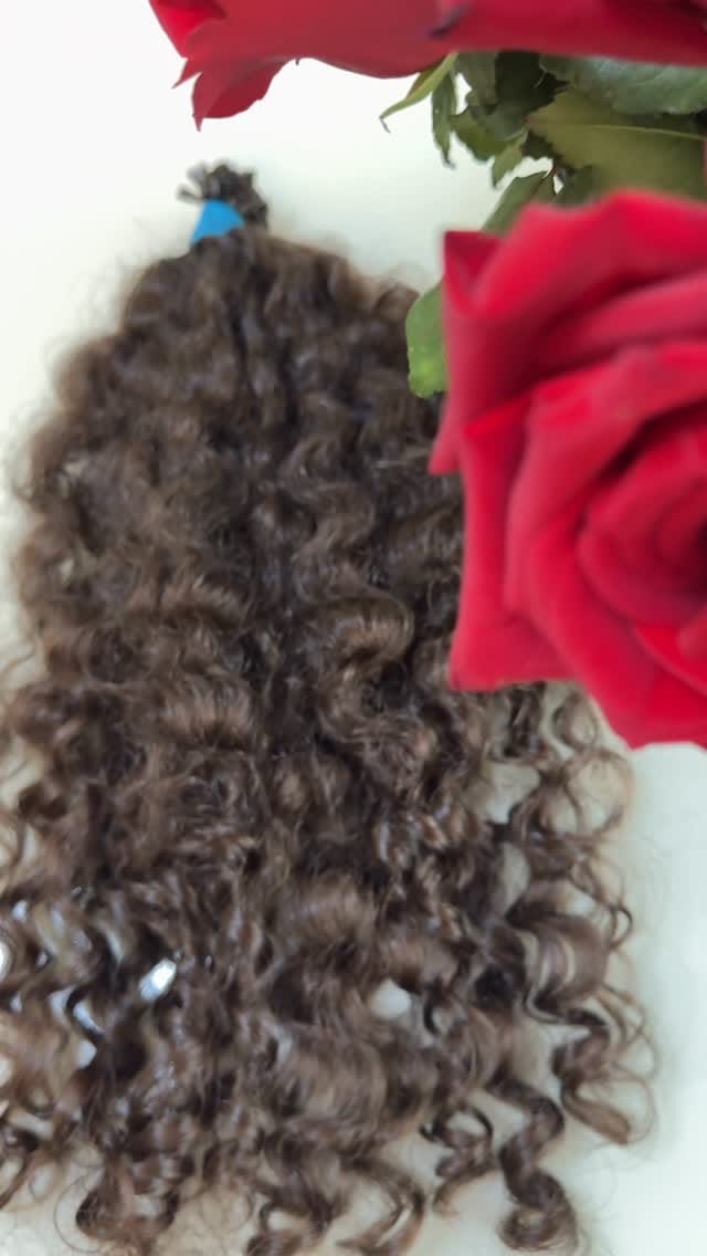 Post 7 by Hair extensions Dubai/اکستنشن مو شیراز on Instagram (video)