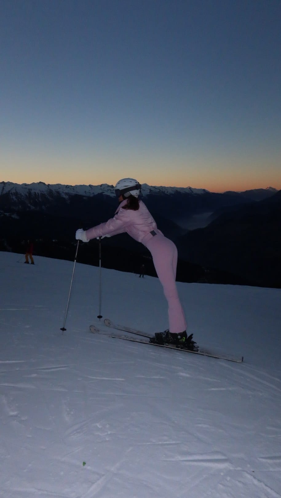 Post 5 by Yeva Smolenska on Instagram (video)