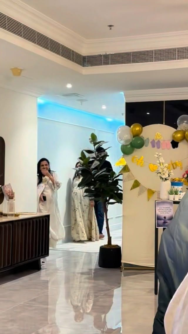 Post 2 by Aysha Sana on Instagram (video)