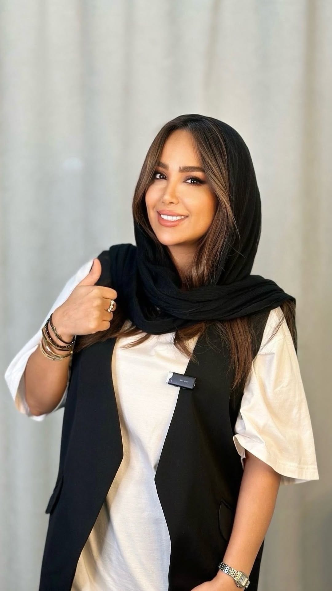Post 8 by HANAN | حنان سلمان پور on Instagram (video)