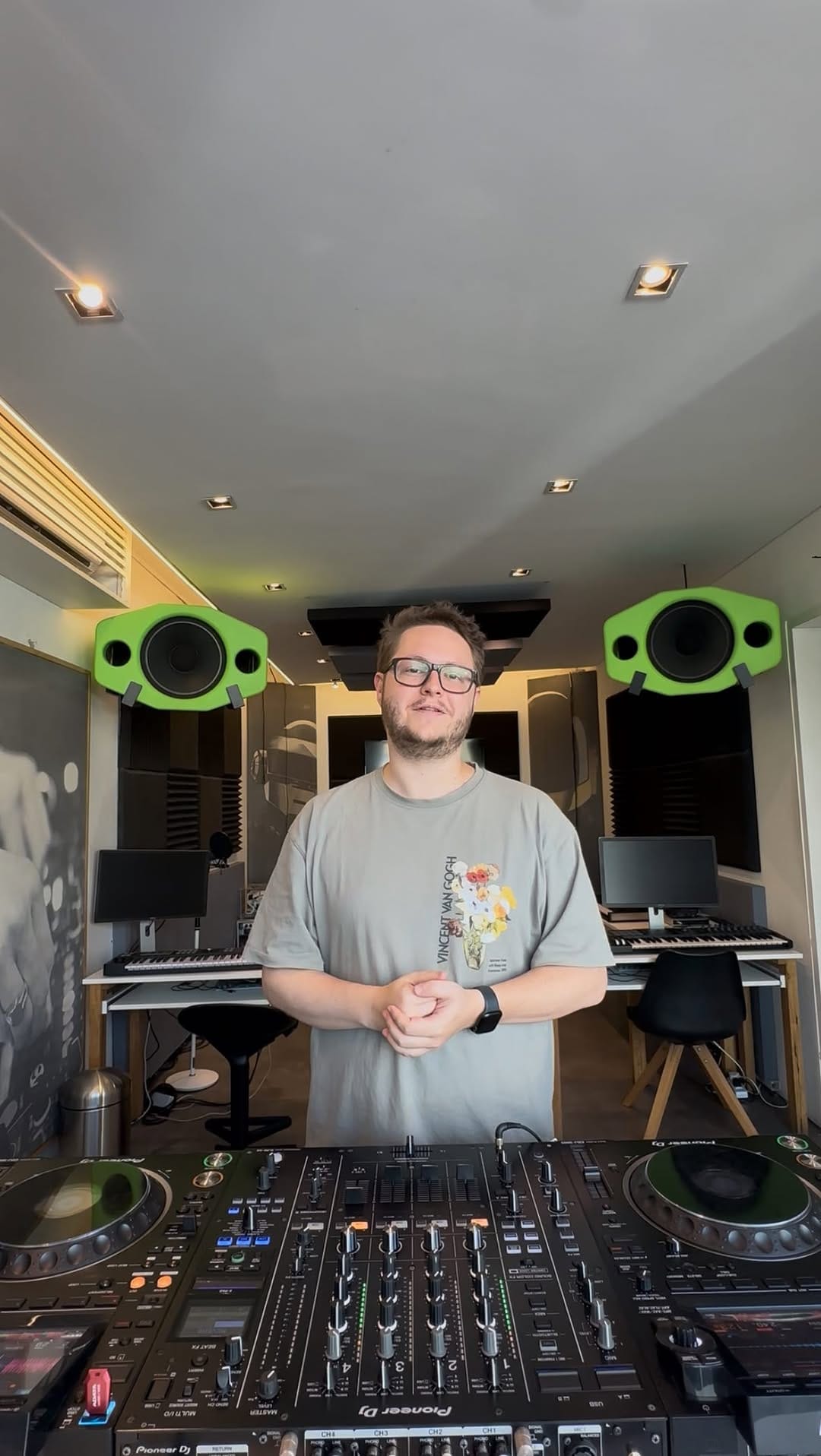 Post 10 by DJ LAB BEIRUT on Instagram (video)
