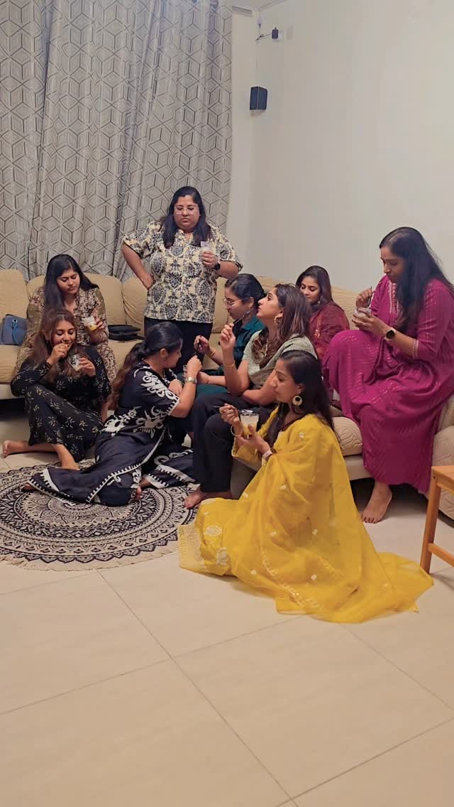 Post 4 by Nimmi Balan on Instagram (video)
