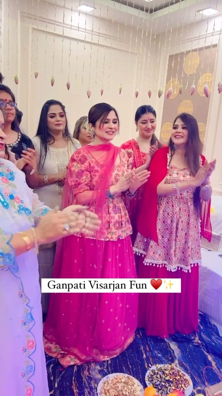 Post 9 by Neha on Instagram (video)