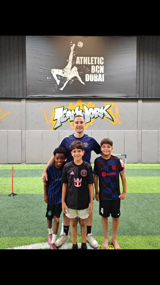 Post 4 by ATHLETIC BCN - DUBAI ®️ on Instagram (video)