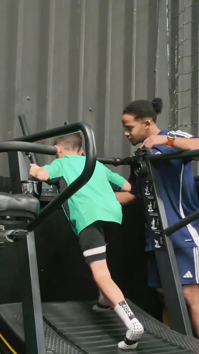 Post 2 by ATHLETIC BCN - DUBAI ®️ on Instagram (video)