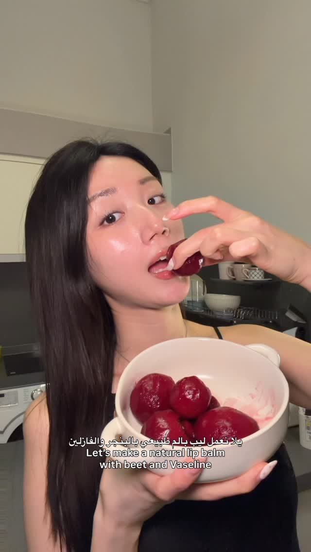 Post 3 by Mina_korea(مينا) on Instagram (video)