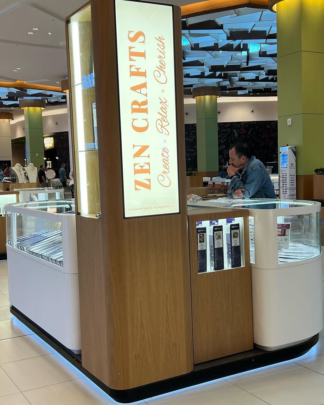 Post 9 by Arts & Crafts store in the UAE on Instagram (image)