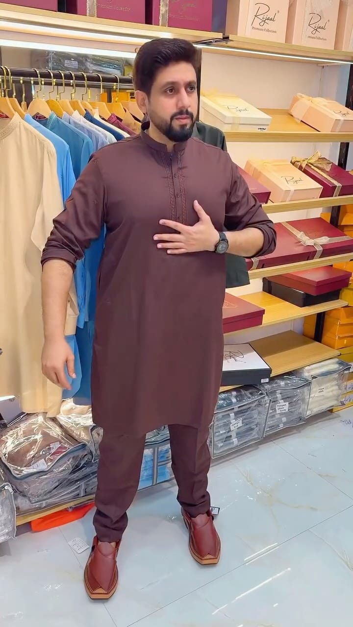 Post 10 by Sameer Muni on Instagram (video)