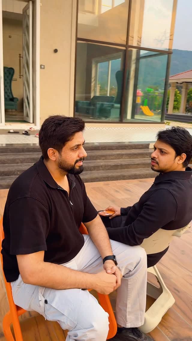 Post 2 by Sameer Muni on Instagram (video)