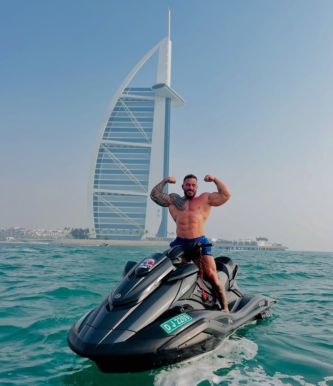 Post 8 by Big’N🇫🇷🇦🇪 on Instagram (carousel)