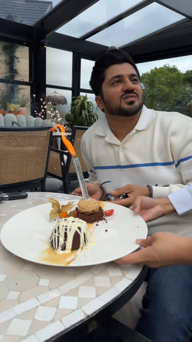 Post 7 by Umair Ali عمير علي on Instagram (video)