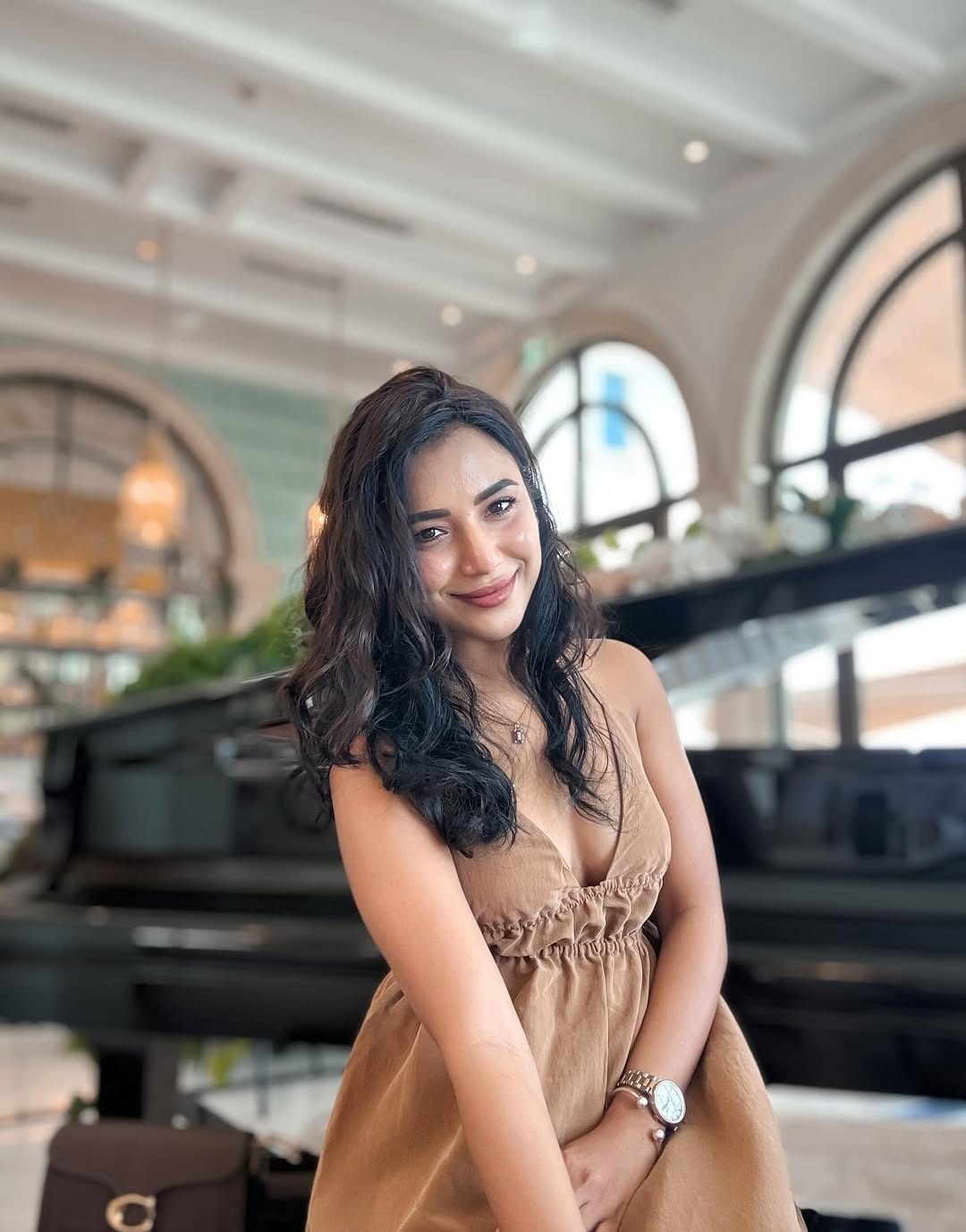 Post 6 by DHANASHREE BHOSALE on Instagram (carousel)