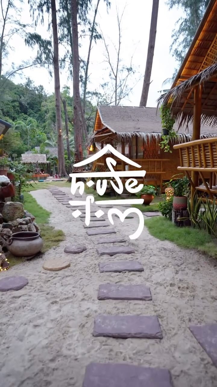 Post 8 by Yoga & Meditation YTT | House of Om (Bali • India • Thailand) on Instagram (video)