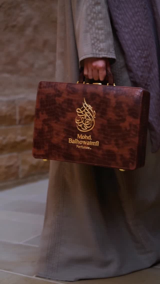 Post 4 by MOHD BALHOWAIMIL PERFUMES on Instagram (video)