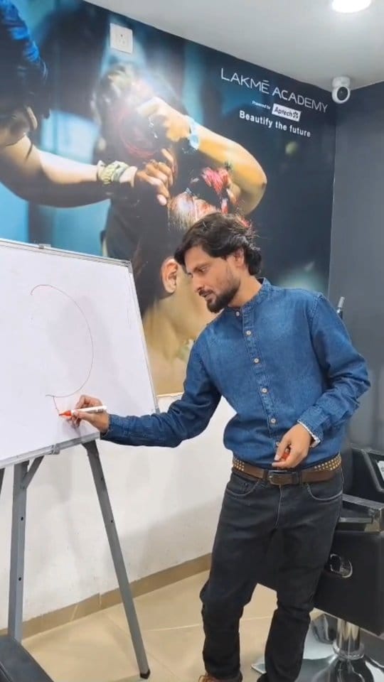 Post 1 by Md Shadab on Instagram (video)