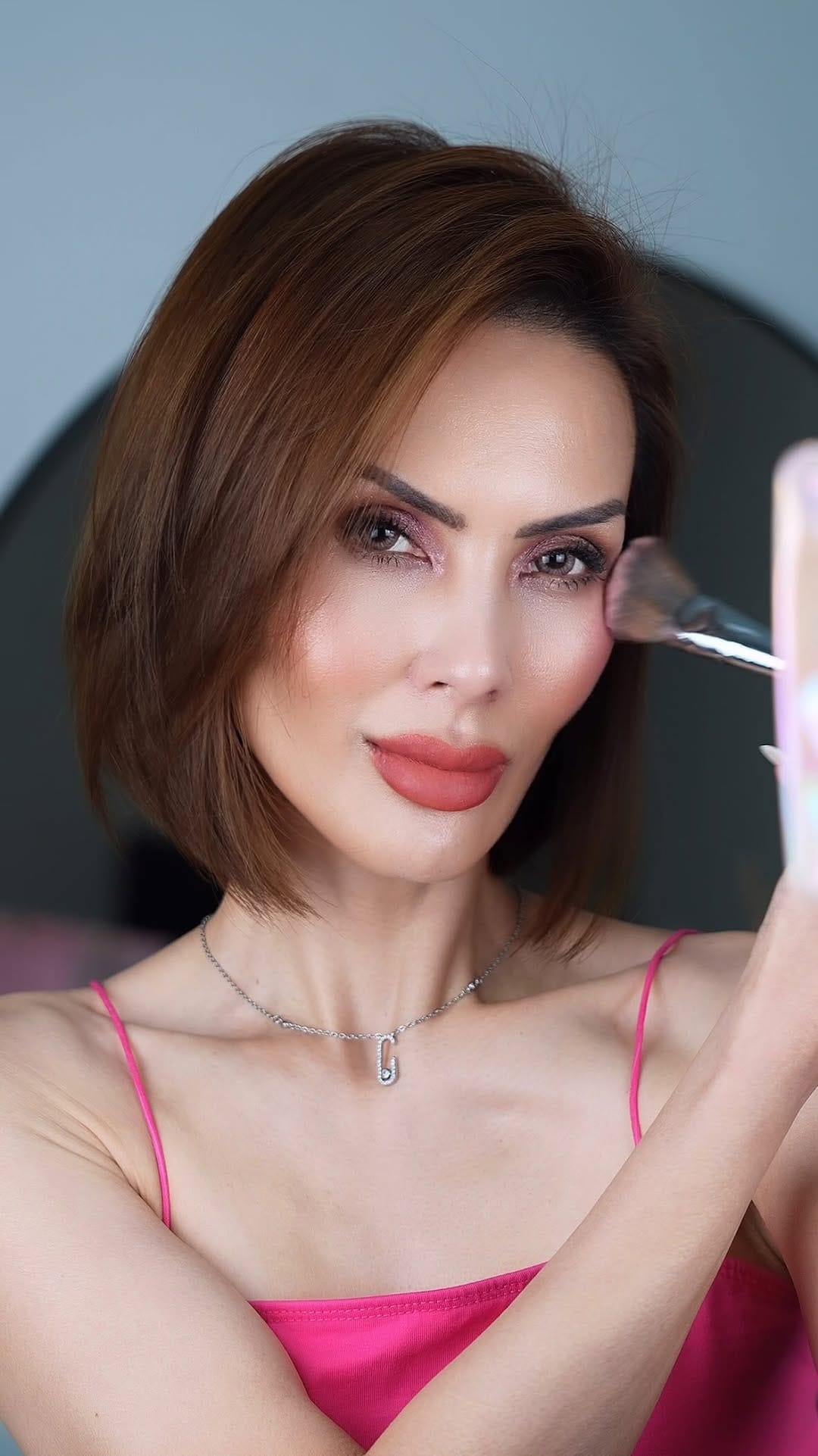 Post 2 by Shaima Hormillosa on Instagram (video)
