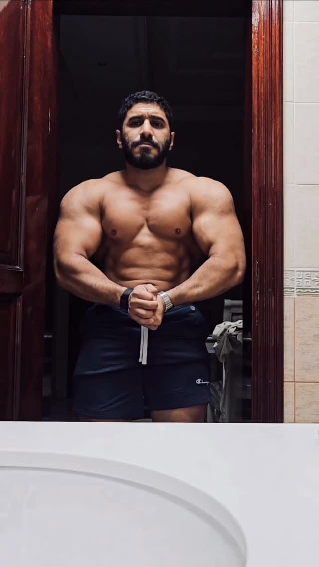 Post 2 by سعيد سلطان المزروعي SAEED SULTAN ALMAZROOEI on Instagram (video)