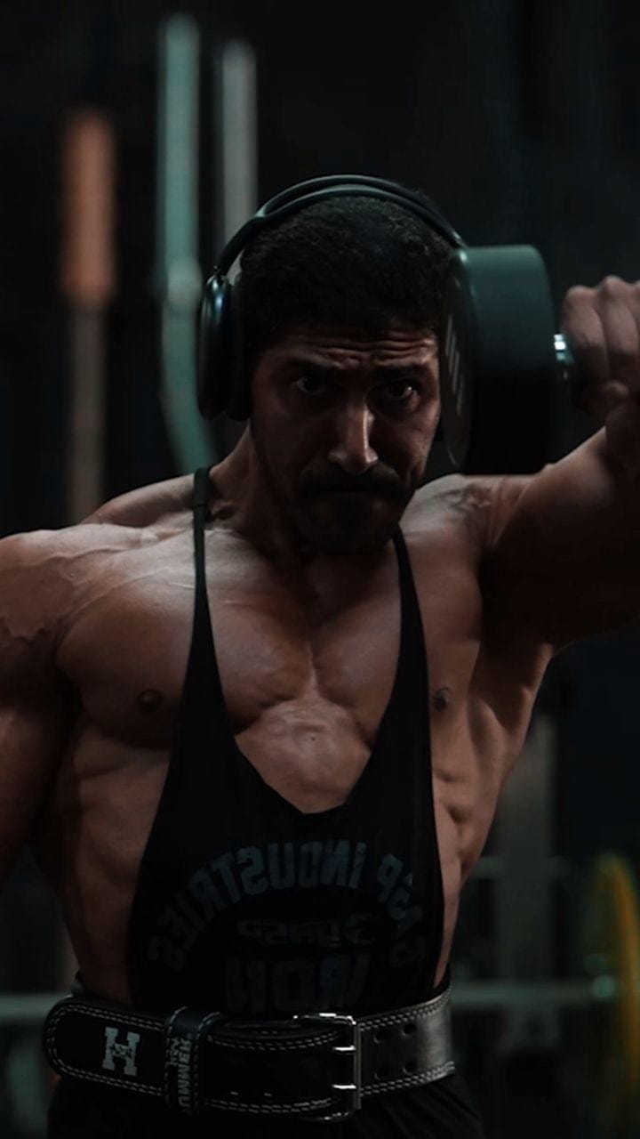 Post 5 by سعيد سلطان المزروعي SAEED SULTAN ALMAZROOEI on Instagram (video)