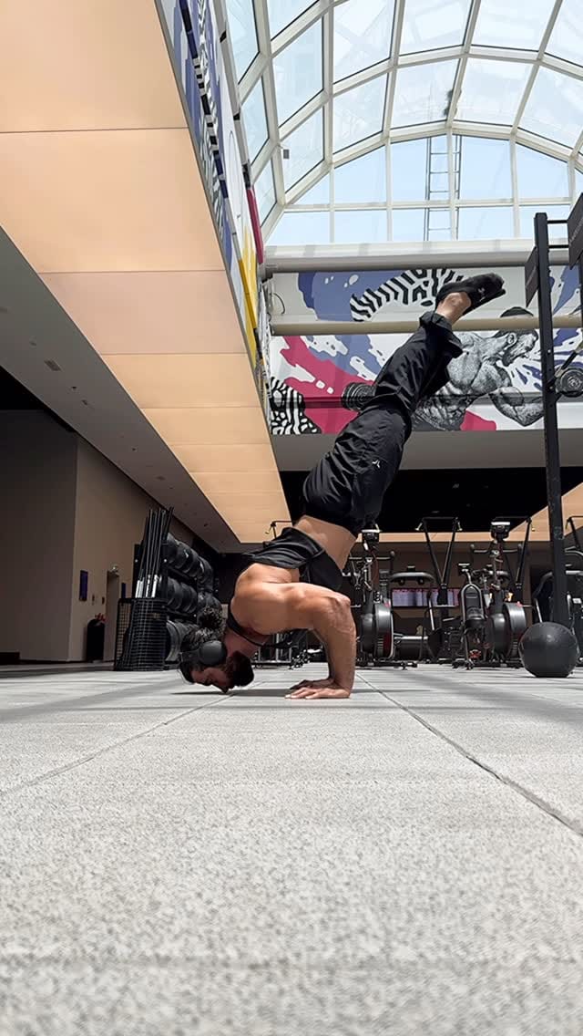Post 10 by Jihad Miski on Instagram (video)
