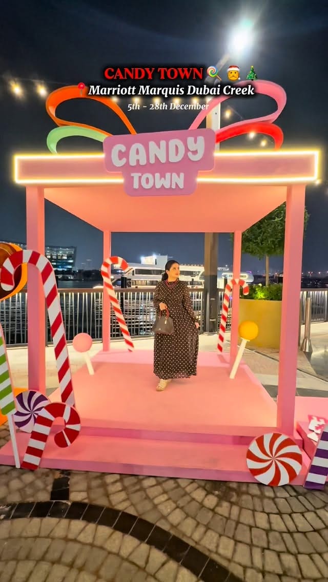 Post 6 by Hania | Dubai Blogger on Instagram (video)