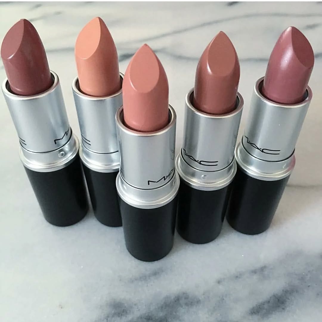 Post 2 by Arti Bhatia - Blogger Fashion | Makeup | UGC | Skincare on Instagram (image)
