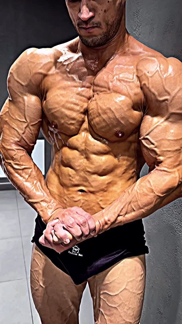 Post 6 by Bakhromjon Boymirzaev 🇺🇿 | IFBB ATHLETE on Instagram (video)