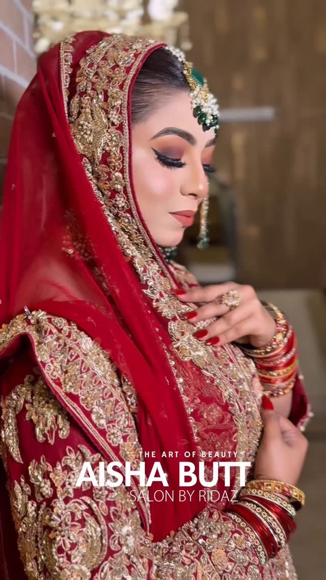 Post 6 by Aisha Butt on Instagram (video)