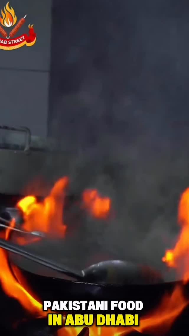 Post 1 by Komal Muzammil on Instagram (video)