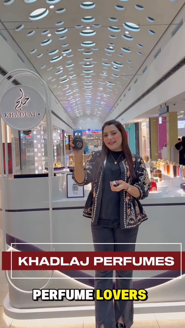 Post 2 by Komal Muzammil on Instagram (video)