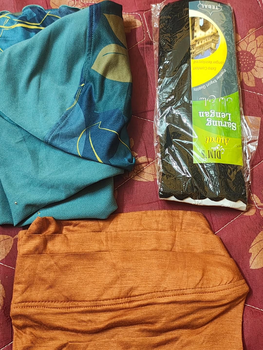 Post 5 by Abaya /khimar/JILBAB /Malaysian scarf /Hijab accessories on Instagram (image)