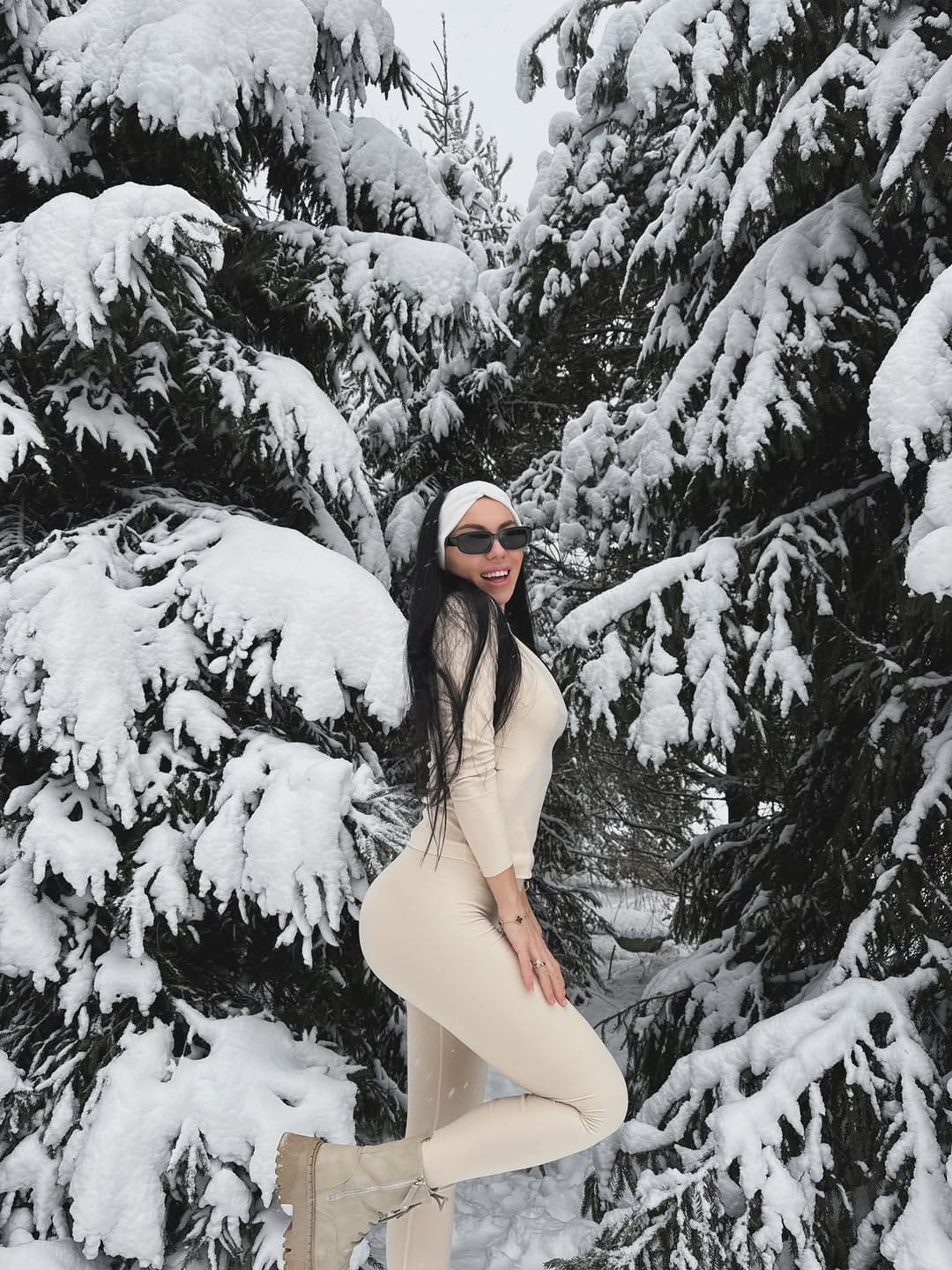 Post 4 by Mariana Stefanova ( Tishko ) on Instagram (image)