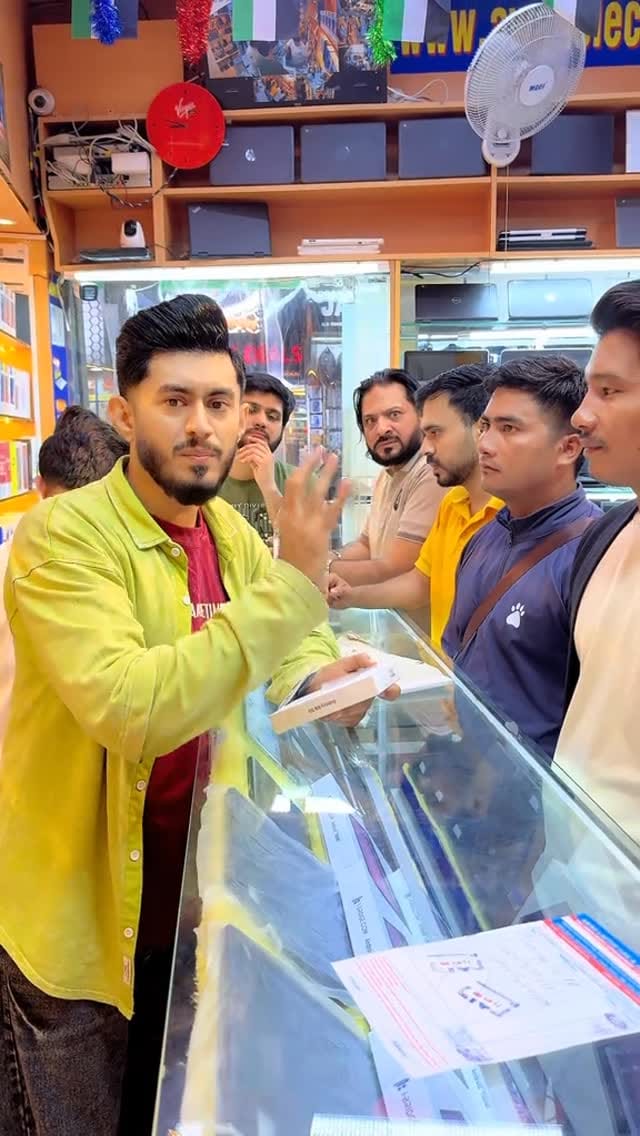 Post 5 by Awad Electronics Deals on Instagram (video)