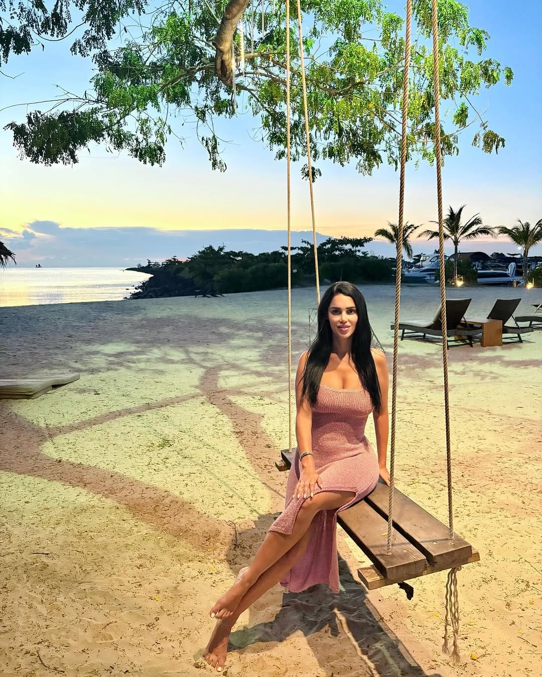 Post 8 by Carmen Vantini on Instagram (image)