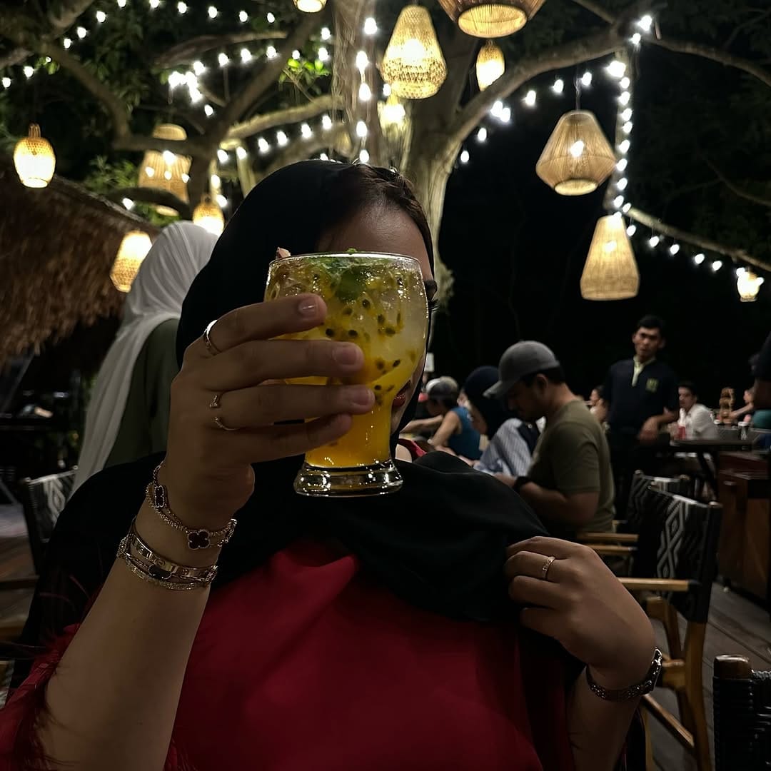 Post 8 by Khadijah Suleman on Instagram (carousel)