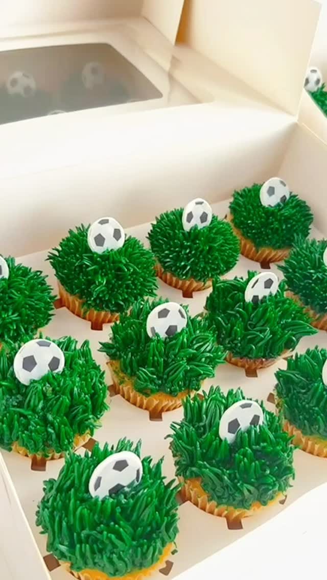Post 8 by Sweet Celebrationz (SC) | Cupcakes & Cakes on Instagram (video)