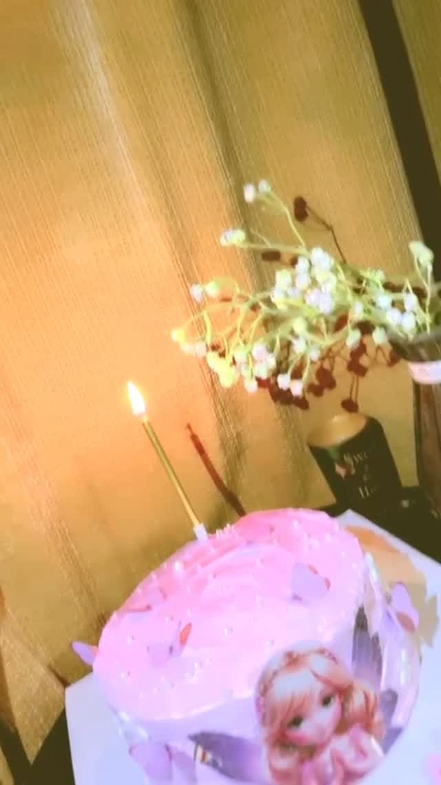 Post 4 by Dubai_and_mylife on Instagram (video)