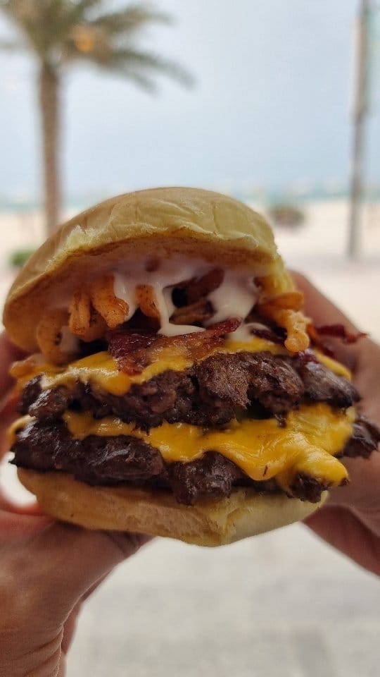 Post 10 by Eat UAE on Instagram (video)