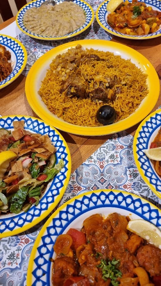 Post 6 by Eat UAE on Instagram (video)