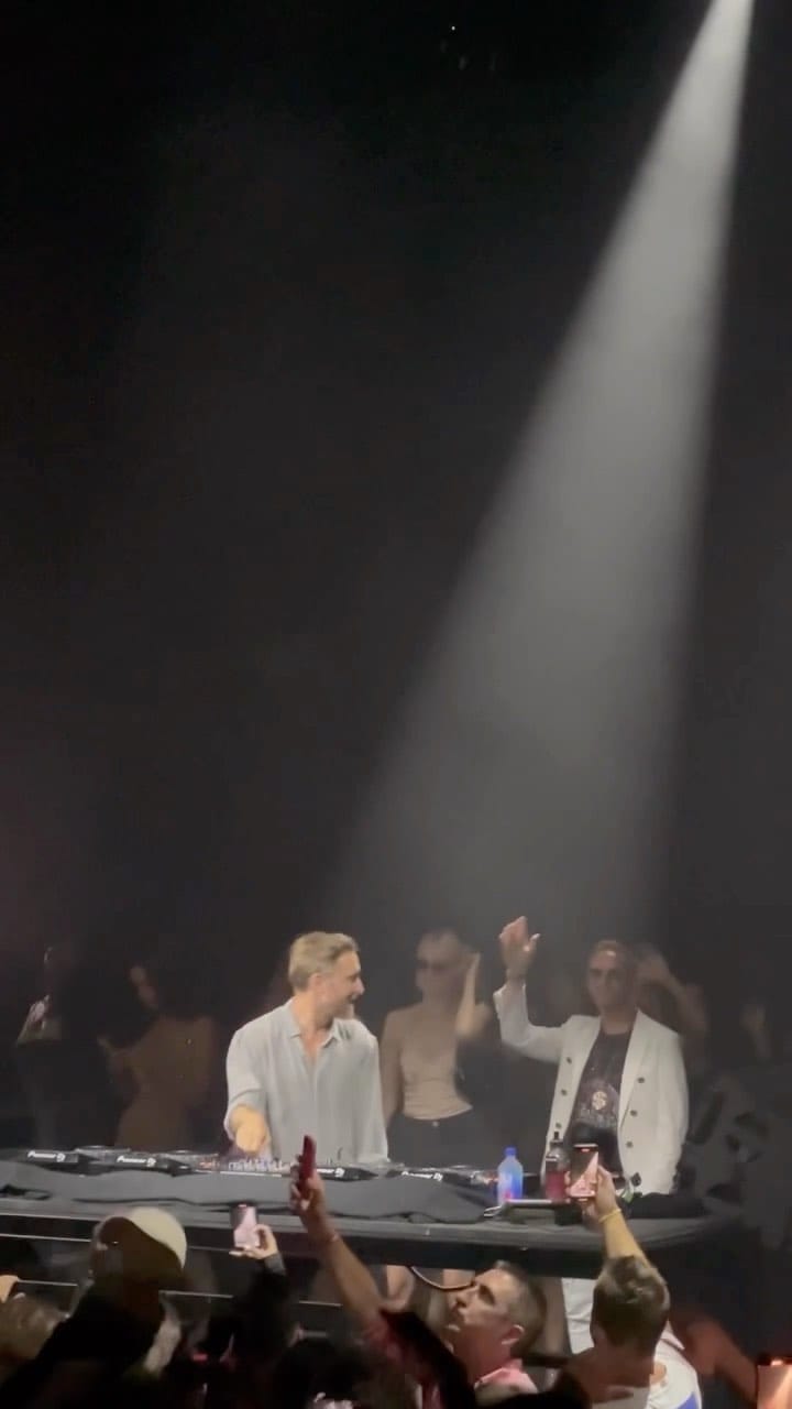 Post 3 by Stephane Clavel on Instagram (video)