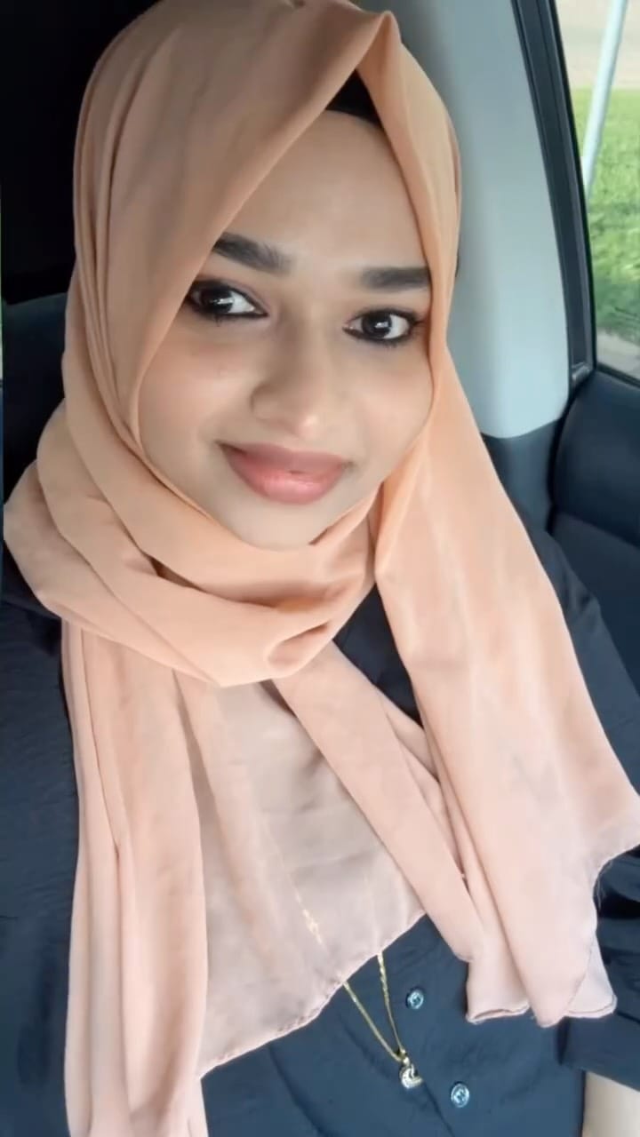 Post 6 by F A R Z A N A ✨| UAE Food & Lifestyle Creator on Instagram (video)