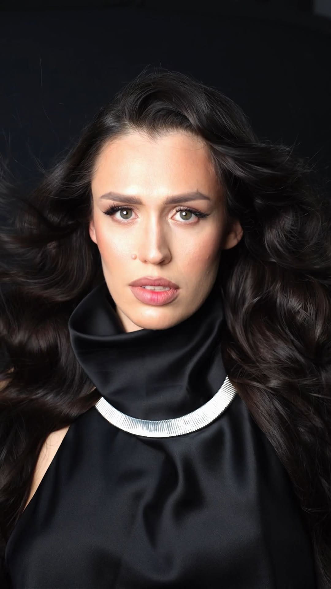 Post 8 by NAILS  • MAKE-UP • HAIR • BROWS • LASHES • ENDOSPHERES on Instagram (video)