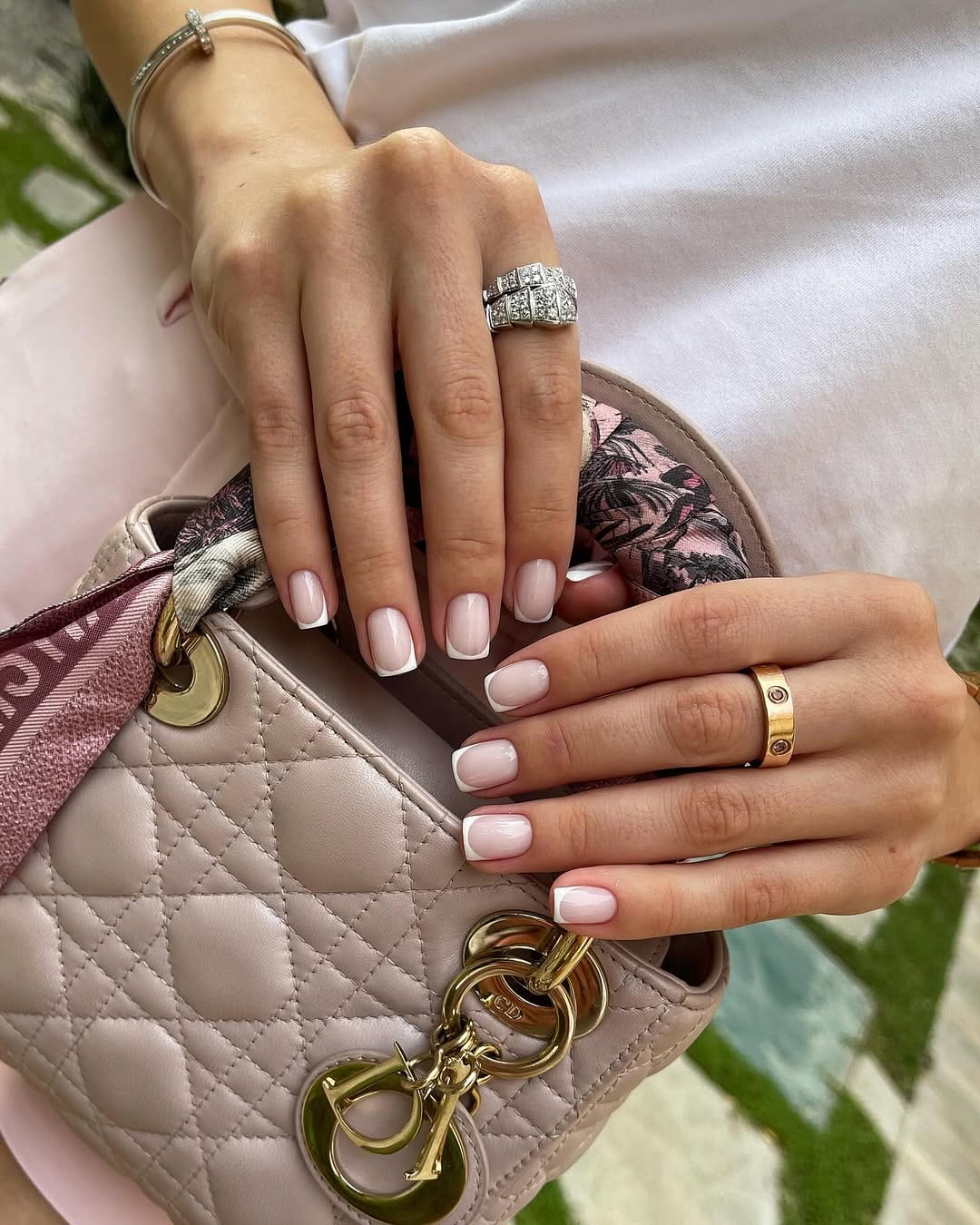 Post 10 by NAILS  • MAKE-UP • HAIR • BROWS • LASHES • ENDOSPHERES on Instagram (image)
